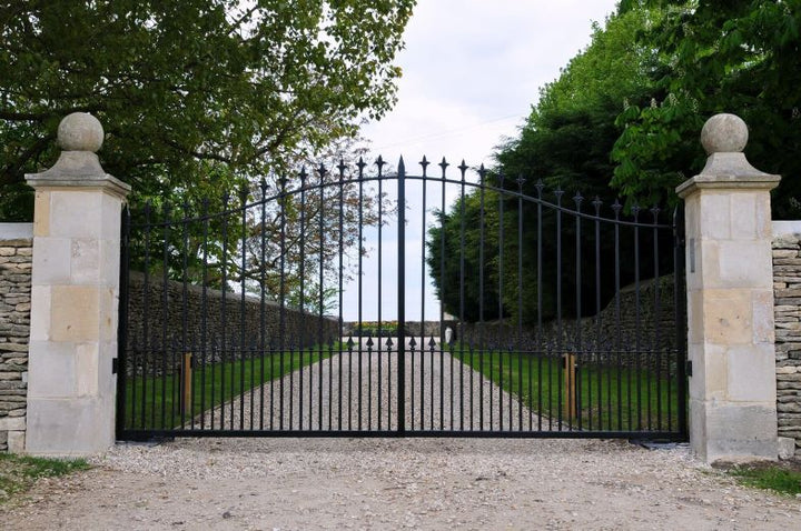 How to Maintain Your Gate Hinges for Long-Lasting Use